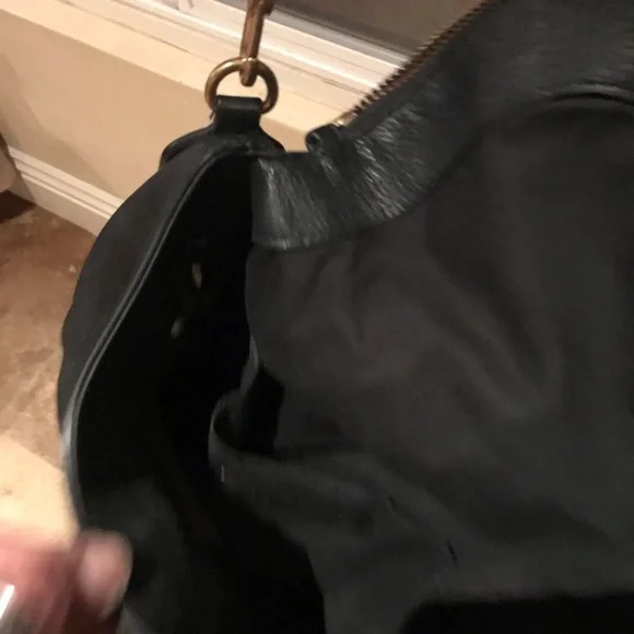 MARC JACOBS 🔥🔥Natasha crossbody genuine leather bag, gold hardware. - Picture 5 of 8